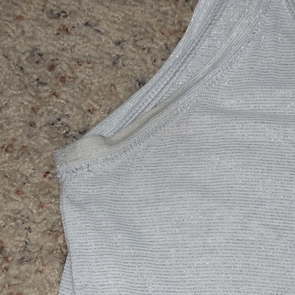 Tank top - Picture 3 of 4